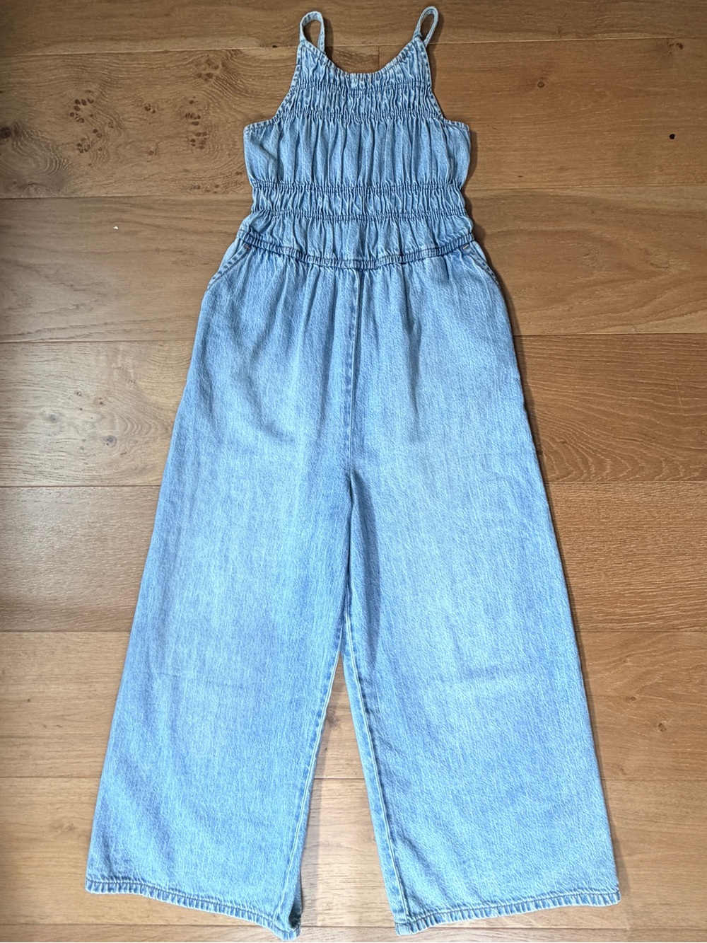 NWOT Abercrombie Kids Boho Preppy Wide Leg Denim Jumpsuit Smocked Girls Sz 11/12